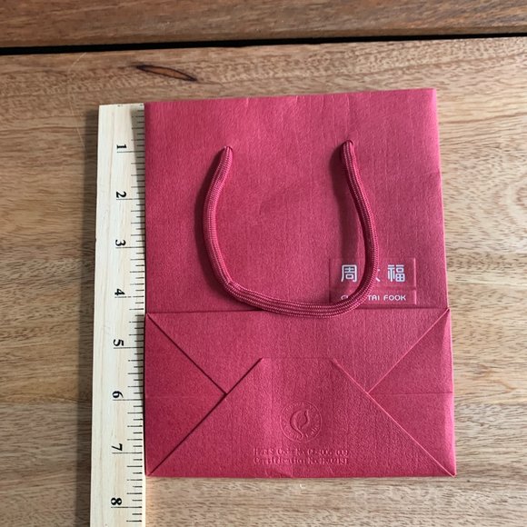 CHOW TAI FOOK Red Gift Bag 7.5" * 6" - Picture 1 of 3